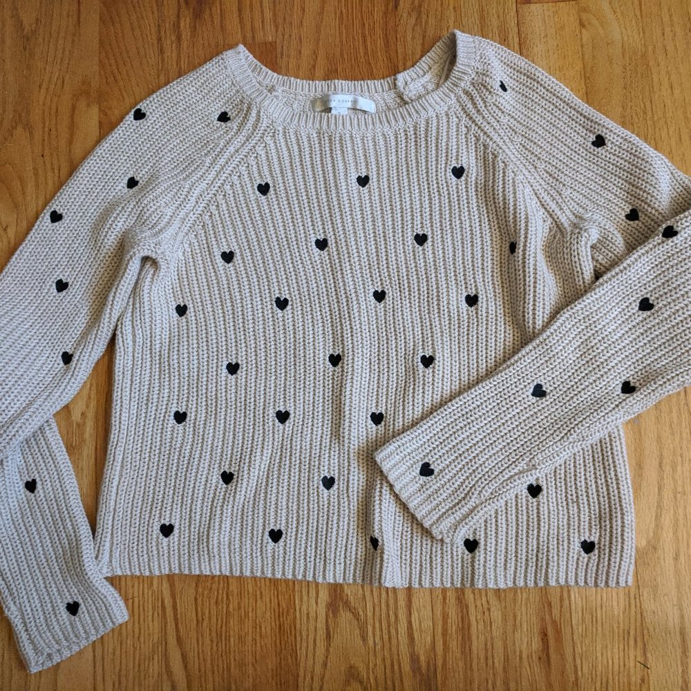 Sweet heart sweater